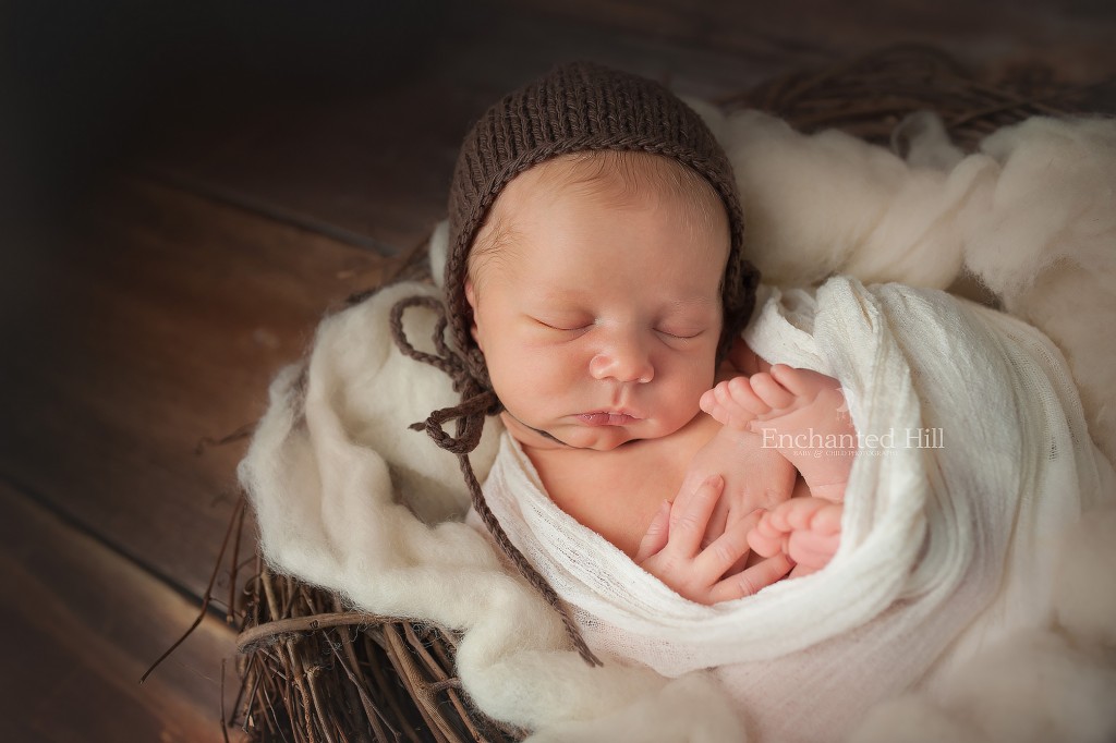 Quispamsis Photography of a newborn baby